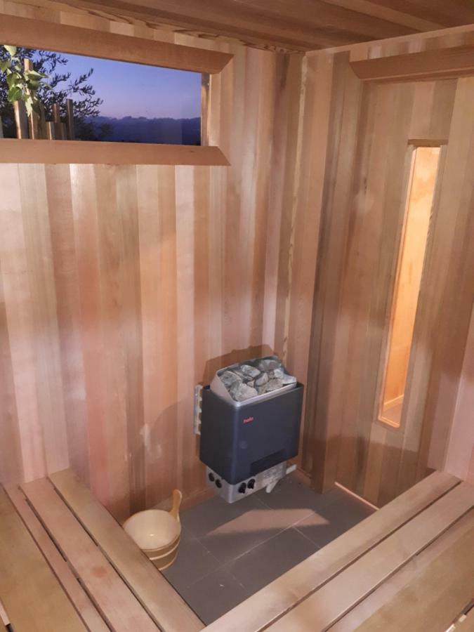 Mahana Hideaway Экстерьер фото